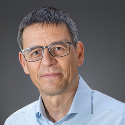 Didier Queloz para Experiencias LLC dirigida por Ludmila Halac y Nicolás Halac