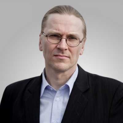 Mikko Hyponenn en Experiencias LLC dirigida por Ludmila Halac y Nicolás Halac