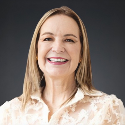 Brigitte Seumenicht en Experiencias LLC dirigida por Ludmila Halac y Nicolás Halac