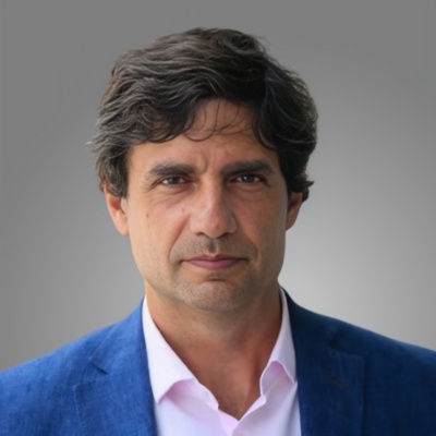 Hernán Lacunza en Experiencias LLC dirigida por Nicolás Halac y Ludmila Halac