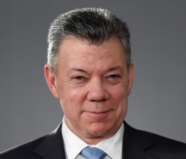 Juan Manuel Santos en Experiencias LLC