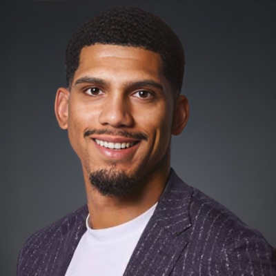 Contratar a Ronald Araujo - Charlas y Conferencias