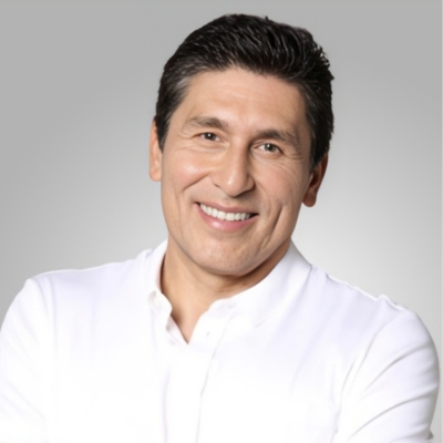 Contratar a César Lozano - Charlas y Conferencias